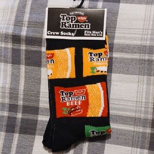 NWT Nissin Top Ramen Unisex Crew Socks 6-12